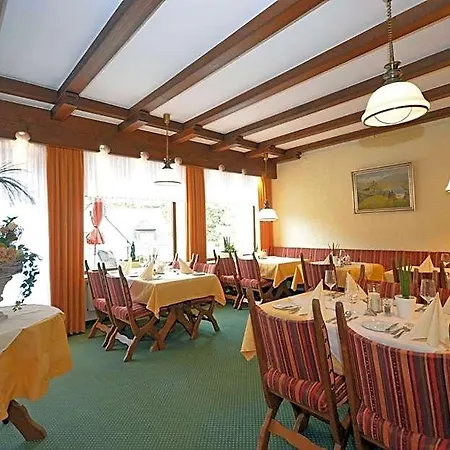 Hotel Burgfrieden 3*