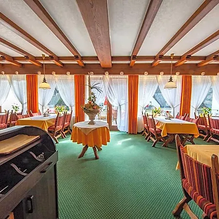 Hotel Burgfrieden